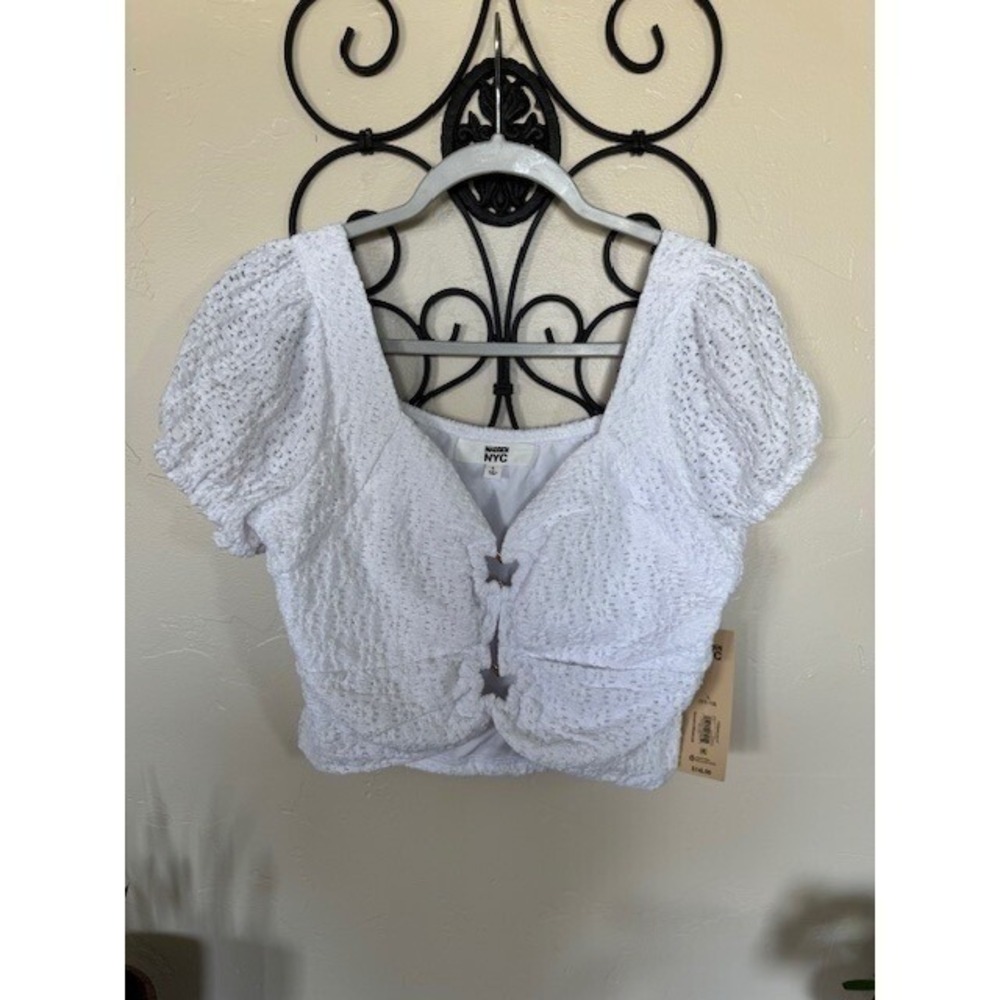 NEW white Madden NYC crop top with puffy short sleeves Size Junior 11/13